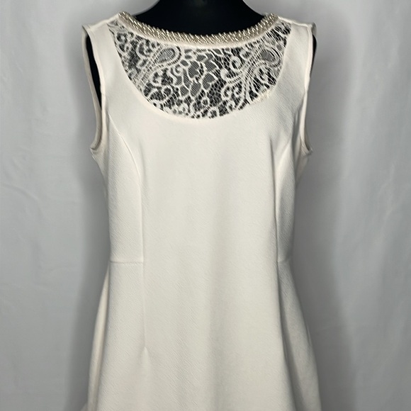 Maya Brooke Pearl Lace Cream Dress Set | Size 16 - Picture 3 of 16